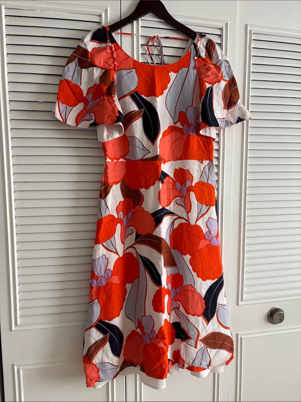 Ann Taylor Floral Puff-Sleeve Midi Dress in Orange and White